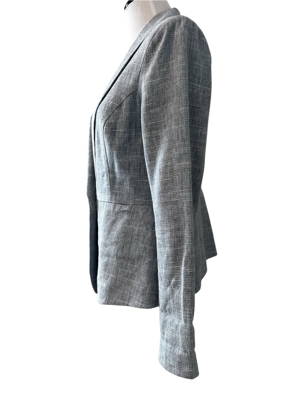 Blue Gray Cabi Beachwalk Textured One-Button Women's Blazer in size 6 - Picture 4 of 15